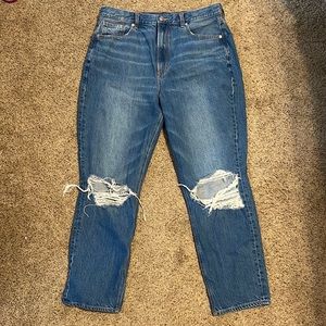 American Eagle high rise mom jean